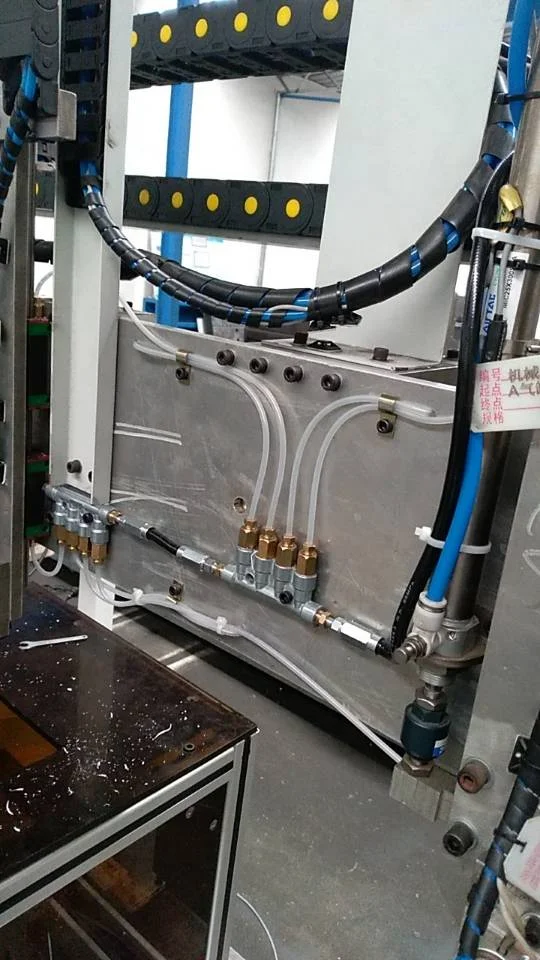 米朗润滑油泵及油路分配器用于木工机械