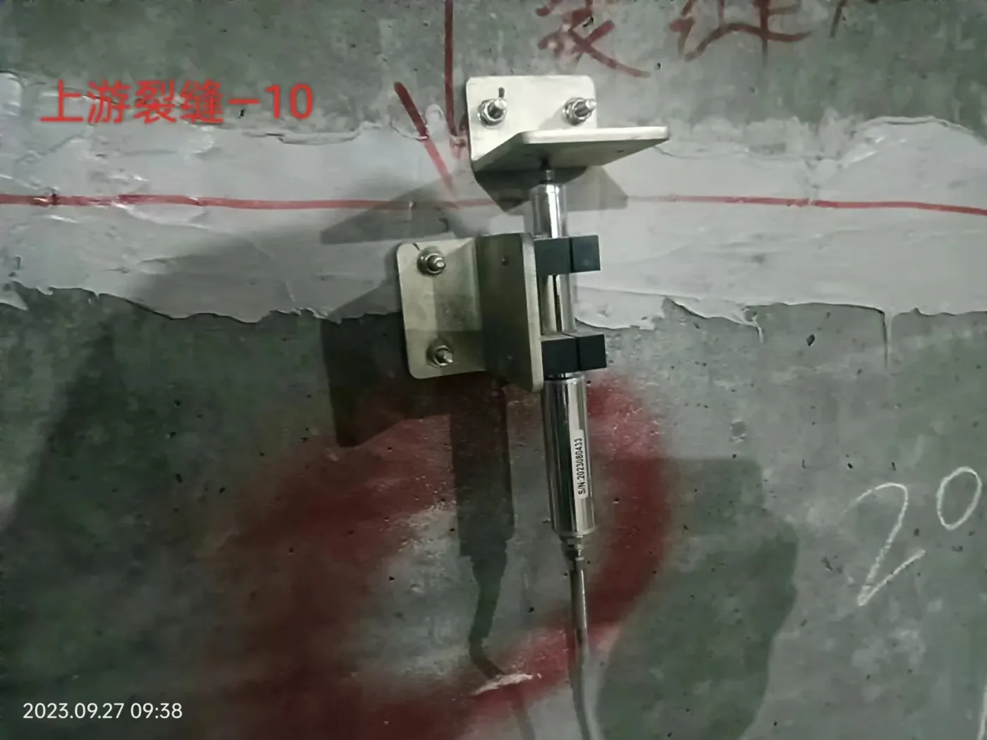 米朗LVDT裂缝计系列在桥梁裂缝上应用监测